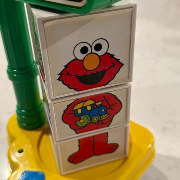 Vintage Sesame Street Techtron Matching Toy from 1980’s Toddler Learning Elmo - Picture 4 of 8